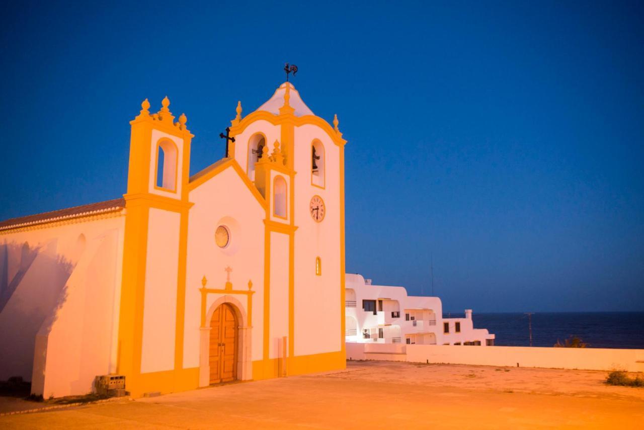 A12 - Praia Da Luz Center Apartment Exterior photo